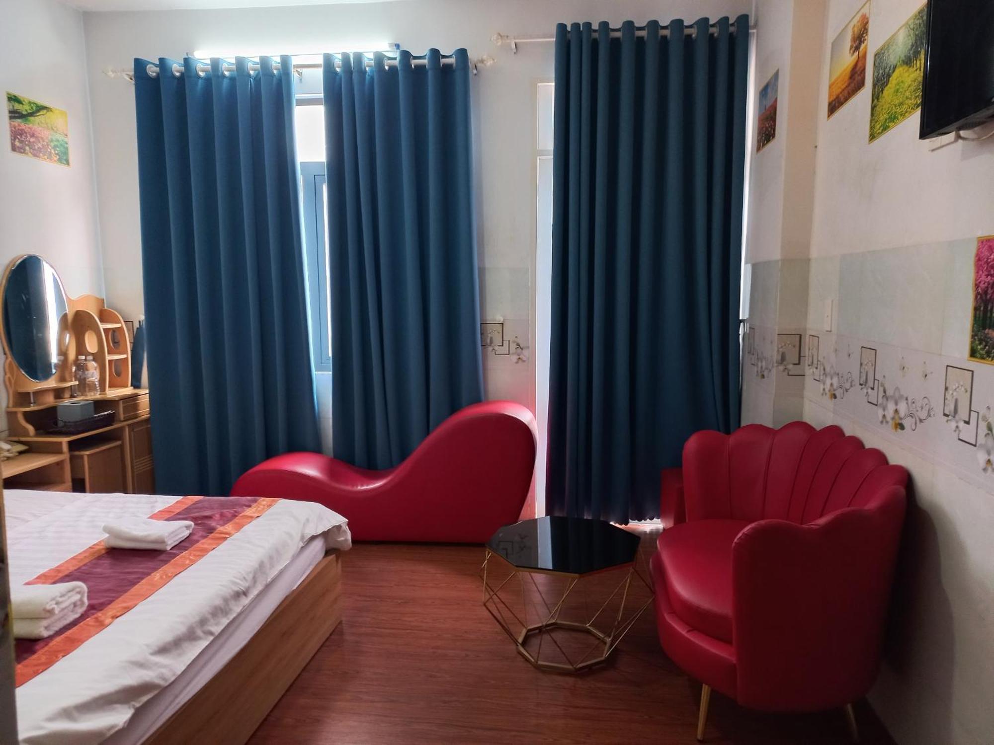 Khach San Nguyen Trung Hotel Ho Şi Min Exterior foto